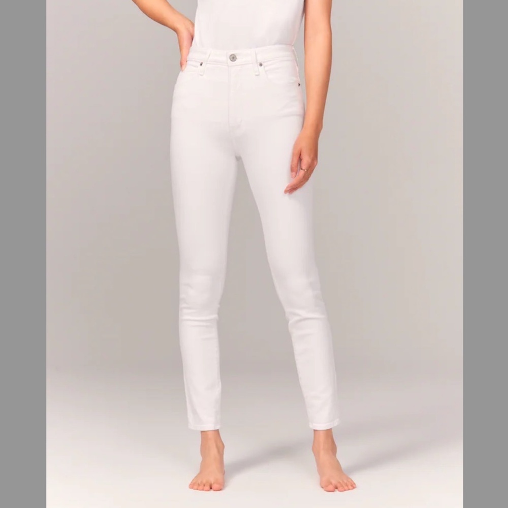 White, Stretchy Jeans | Abercrombie | Size 28/6s